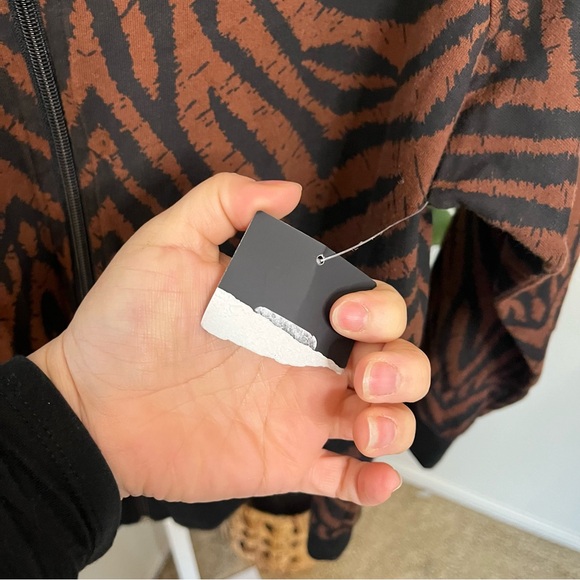 🖤 Half Moon Bay Tiger Zebra Print Zip-Up Sweatshirt Jacket | Brown Black Sz XL - Picture 5 of 6